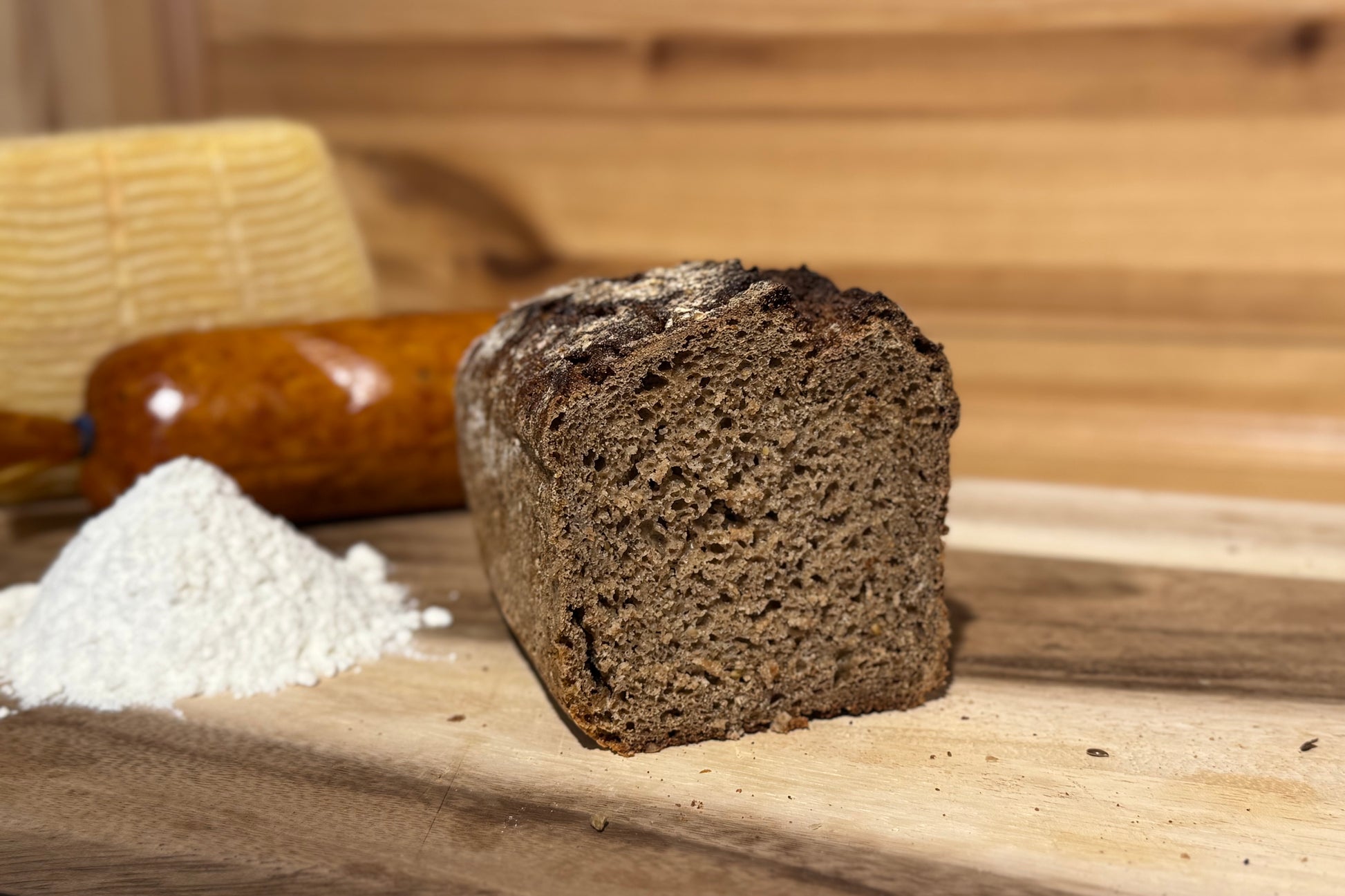 Kräftiges Vollkornbrot handwerklich gebacken, Mecklenburg-Vorpommern

